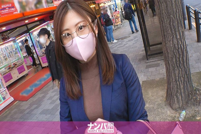 认真的南帕，第一枪。第1748章 接一个累得通宵工作的姐姐！ Yaeba很可爱，我的乳房被挤压，所以当我邀请他到酒店并让他喝醉时......Muchipuri的屁股超色情！不要错过后面和睡觉的场景！ ！！