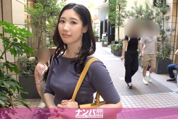 真的很软，第一枪。 2028年 邂逅研究吉祥寺美食的杂志美女记者！