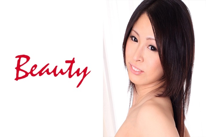 Beauty みなみ 丰满的身体和柔软的巨乳，让人感觉非常舒服的淫乱女孩南酱。和3个男人交心，在获得快感上显示出贪婪的淫娃！一个接一个地叼进眼前的肉棒，自己也请请插入到深地方，被着急苦闷一边乱交一个劲地！