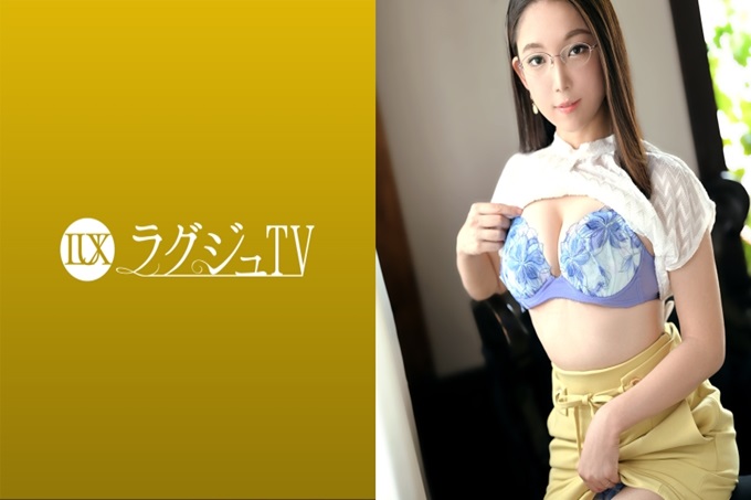 豪华素人俱乐部 1439 “我想看看你睡着的样子”用这样一句话在老公公认的AV中演出！ ？第一次见面的男人，在非日常的时候无法掩饰自己的兴奋，迎来了最盛时期的身体反应很敏感！看起来稳重清秀的美女妻子，与渐渐淫乱的女人变化的性是必看的！
