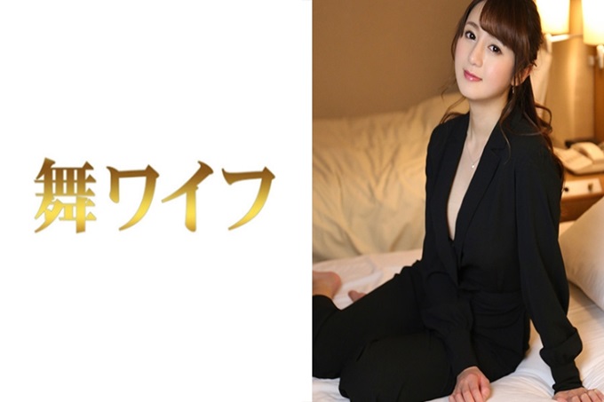 舞ワイフ 星野果奈 2 被热肉棒感觉陶醉的身姿曝光了再次来到我们面前。据说他一边回忆着被激烈地揉奶，用舌头抚摸湿润栗子的事，一边过着独自安慰的日子。并且插入心愿起立阴茎的话自己挥动腰，背部象洪水一样地垂下爱汁一边升天…。