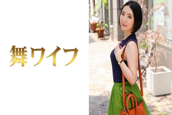 舞ワイフ 羽田圣 在初高中时代是不良少女。初三时与比自己大3岁的男性相遇，两人第一次坠入爱河，开始交往。虽然是不良少年但一心一意的她没有出轨，高中毕业后和那个男人结婚。孩子也很好，没有什么不自由的家庭过得很美满，最近丈夫外遇被发现…