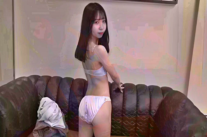 [FC2] 145cm的美体！大量的老男人精液被注入迷你尺寸的前偶像的小阴户里！ ！