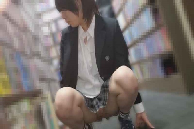 [FC2](1)短发、长身、排球部、5个视频、Necafe曝光、过夜、中出、厕所里的性爱
