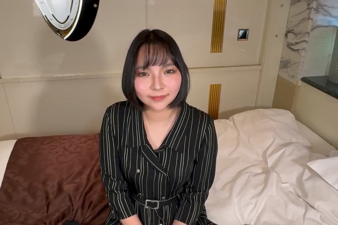 [FC2](2)欲望场全开、超美小穴的女人