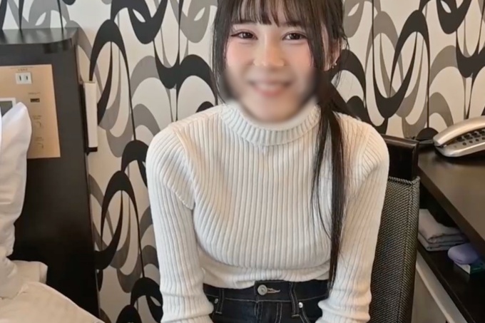 [FC2]21岁阳菜背后中出、插入振动器、库斯科阴道观察、不口交吞精第2轮