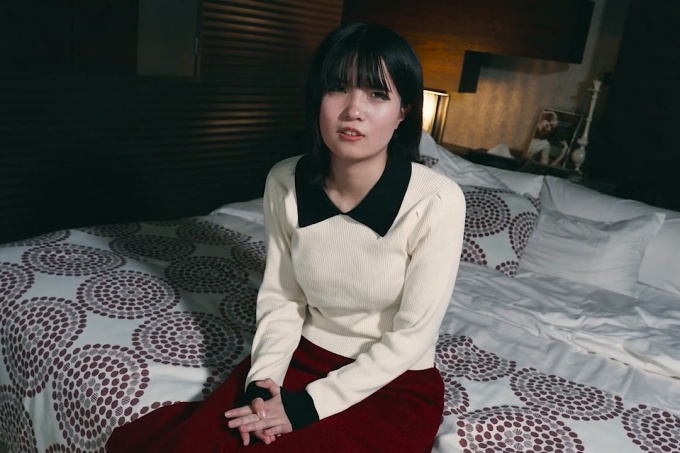[FC2] 严肃的女人，缺乏经验中出 + 口内射精
