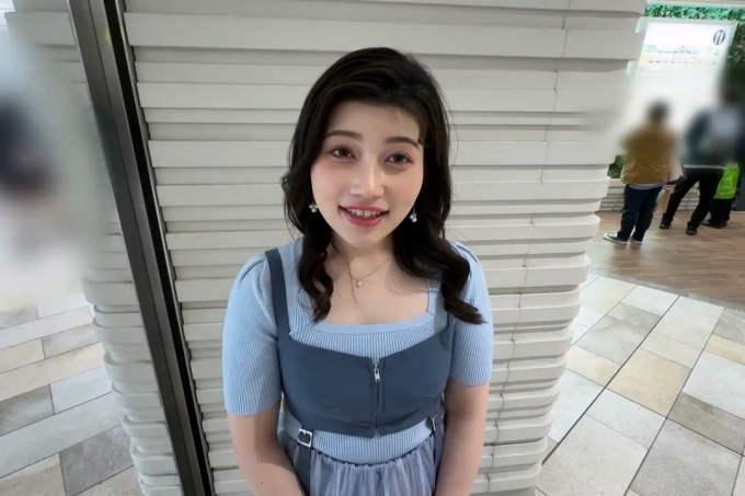 【如处女】27岁干净利落的少妇，性感得令人难以置信。快来交友网站寻找爱情吧！