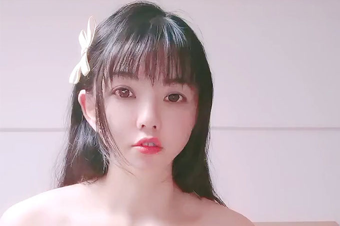 丝袜都不穿