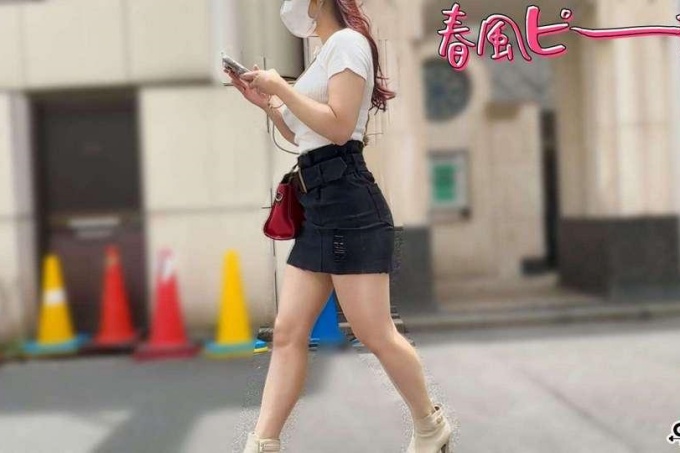 S 级色情乳房女人